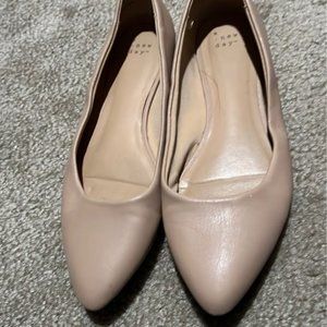 Nude Flats Size 9
